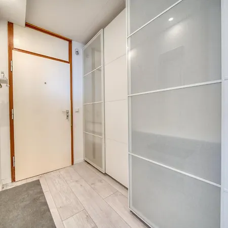 - Haus B, App 0b0702 Apartamento *